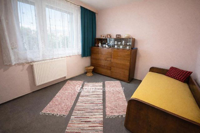 Eladó panellakás, Mosonmagyaróváron 42.9 M Ft, 2 szobás