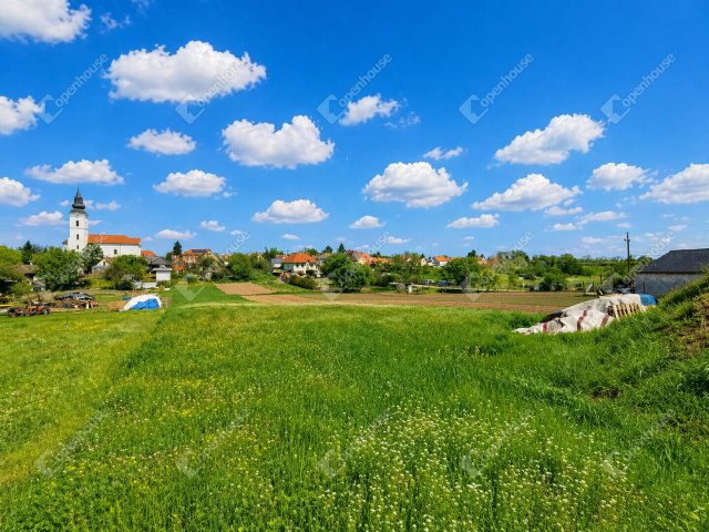 Eladó telek, Pázmándon 54 M Ft / költözzbe.hu