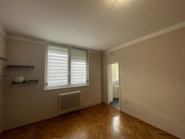 Kiadó téglalakás, albérlet, Miskolcon, Iván utcában, 1 szobás