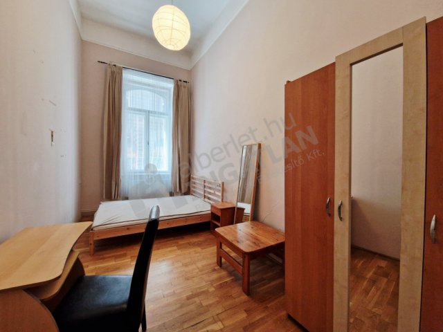 Kiadó téglalakás, albérlet, VI. kerületben, Izabella utcában