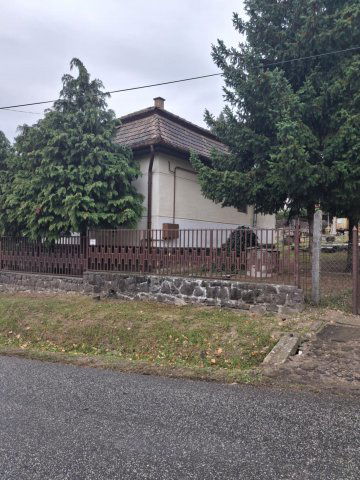 Eladó családi ház, Recsken 22 M Ft, 2 szobás