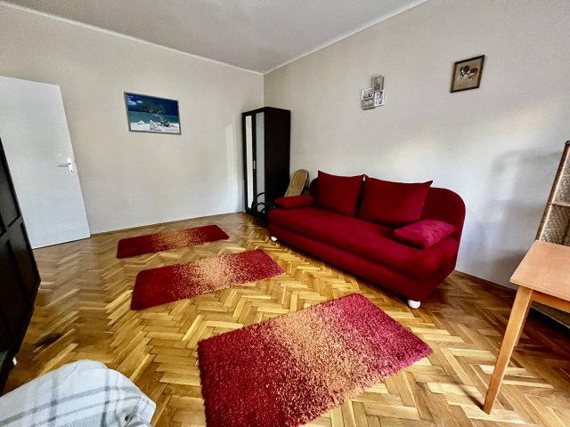 Kiadó téglalakás, albérlet, Pécsett 120 E Ft / hó, 1 szobás