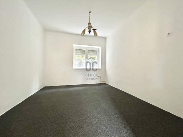 Eladó családi ház, Oslin 26.9 M Ft, 3 szobás
