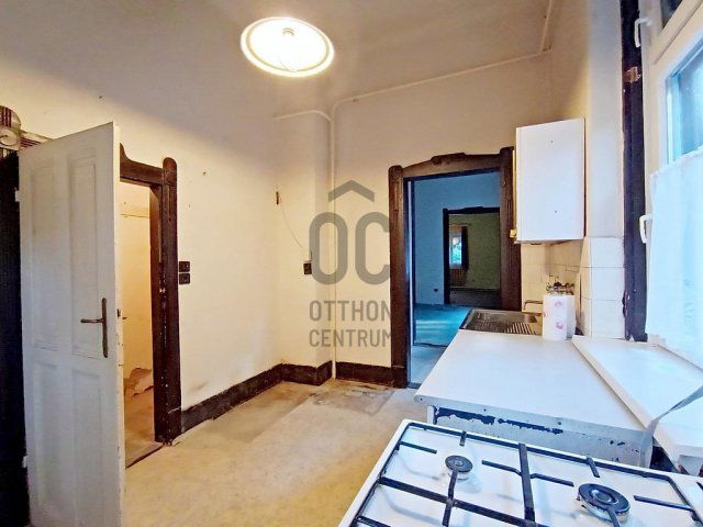 Eladó családi ház, Budapesten, XV. kerületben 55 M Ft, 2 szobás