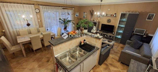 Eladó családi ház, Kecskeméten 84.9 M Ft, 4 szobás