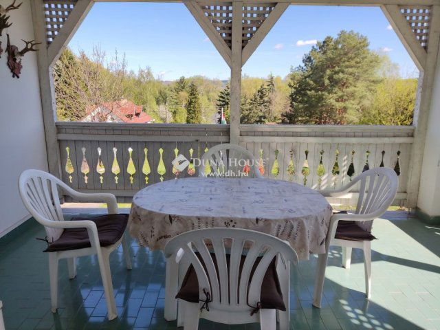 Eladó családi ház, Dunabogdányban 170 M Ft, 6+3 szobás