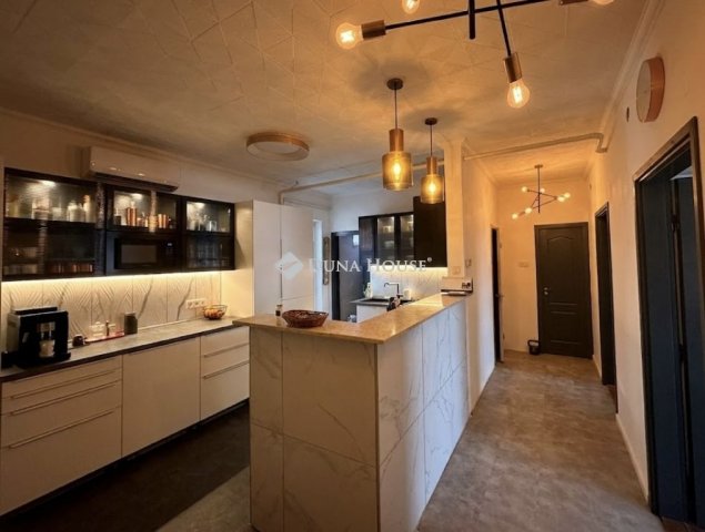 Eladó családi ház, Tökölön 101 M Ft, 2 szobás