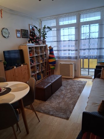 Eladó panellakás, Egerben 41 M Ft, 1+1 szobás