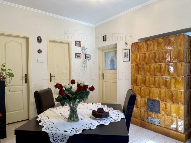 Eladó családi ház, Fertőszentmiklóson 54.9 M Ft, 2 szobás