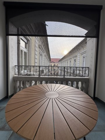 Eladó téglalakás, Budapesten, VI. kerületben 139 M Ft, 3 szobás