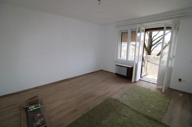 Eladó téglalakás, Salgótarjánban 14.5 M Ft, 1 szobás