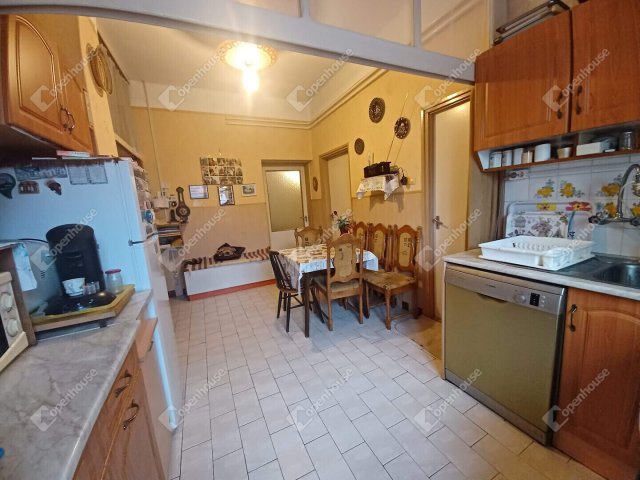 Eladó családi ház, Debrecenben 89 M Ft, 3 szobás