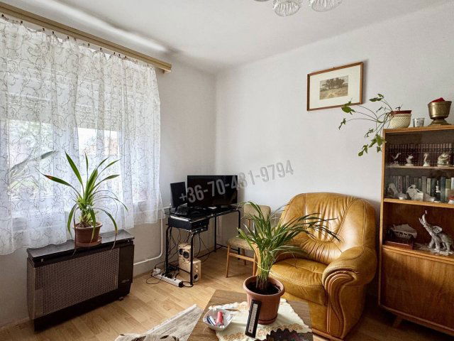 Eladó családi ház, Besenyőtelken 20.9 M Ft, 2 szobás