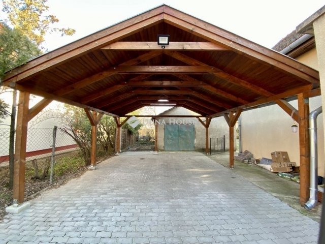 Eladó családi ház, Budapesten, XVIII. kerületben 154.9 M Ft