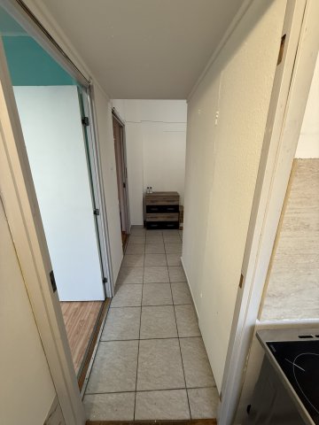 Eladó panellakás, Tatabányán 36.9 M Ft, 2 szobás