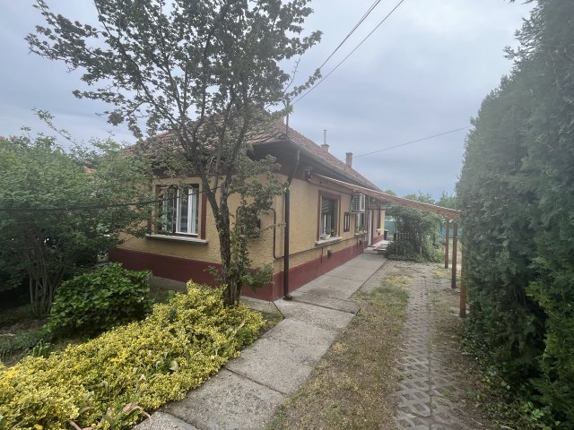 Eladó családi ház, Albertirsán 49.5 M Ft, 2 szobás