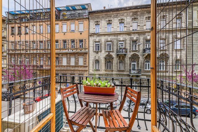 Eladó téglalakás, Budapesten, VII. kerületben 89.5 M Ft