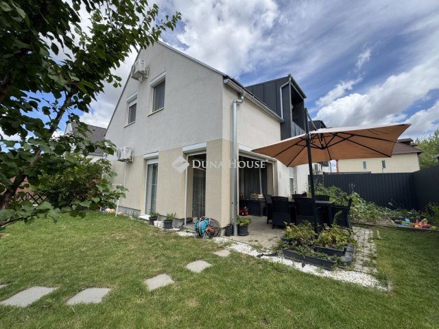 Eladó ikerház, Üllőn 109.99 M Ft, 4 szobás