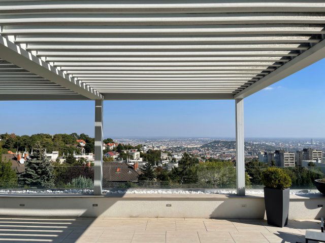 Eladó családi ház, Budapesten, XII. kerületben 1700 M Ft