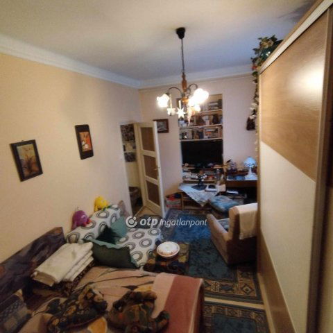 Eladó téglalakás, Miskolcon 26.4 M Ft, 2 szobás