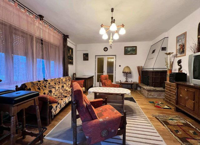 Kiadó családi ház, albérlet, Miskolcon 800 E Ft / hó, 7 szobás