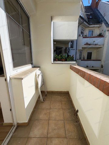 Eladó téglalakás, Szolnokon 37.9 M Ft, 1+1 szobás