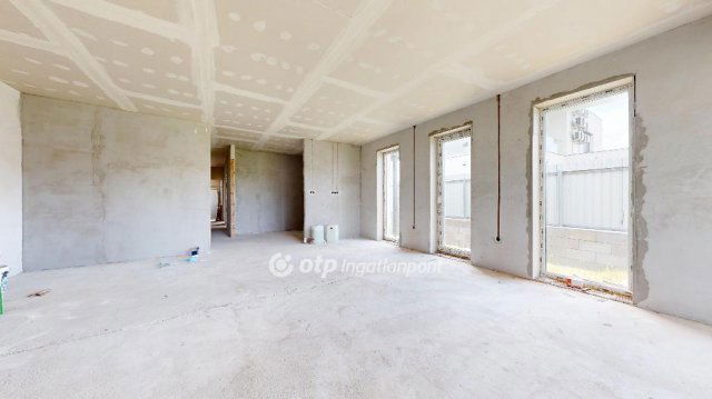 Eladó ikerház, Nyíregyházán 80 M Ft, 3 szobás