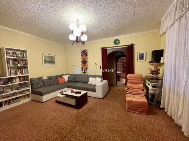 Eladó családi ház, Ráckevén 72.5 M Ft, 3 szobás