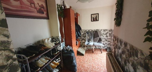 Eladó családi ház, Veszprémben 61.9 M Ft, 2+2 szobás