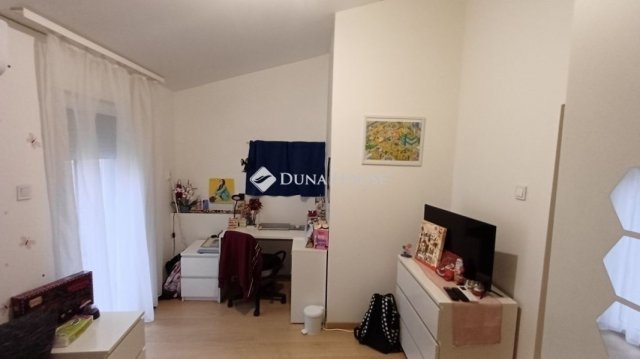 Eladó téglalakás, Budapesten, XV. kerületben 72 M Ft, 2 szobás