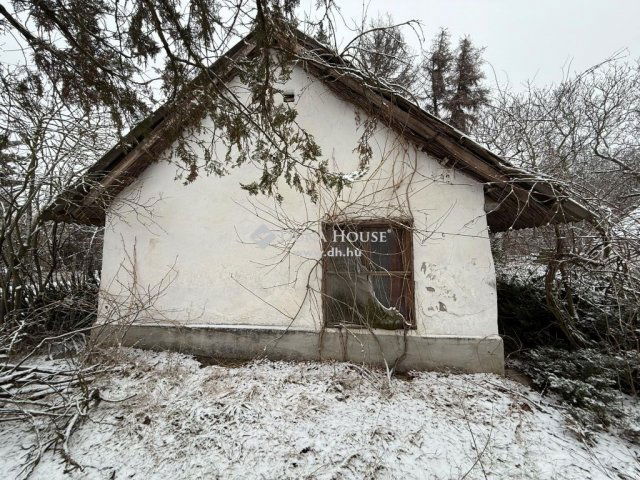 Eladó családi ház, Kecskeméten 17.99 M Ft, 1 szobás