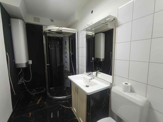 Eladó téglalakás, Komlón 21.5 M Ft, 2 szobás