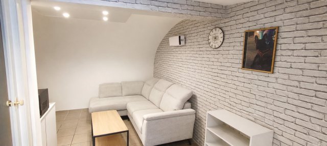 Eladó téglalakás, Budapesten, VI. kerületben 20.9 M Ft, 1 szobás