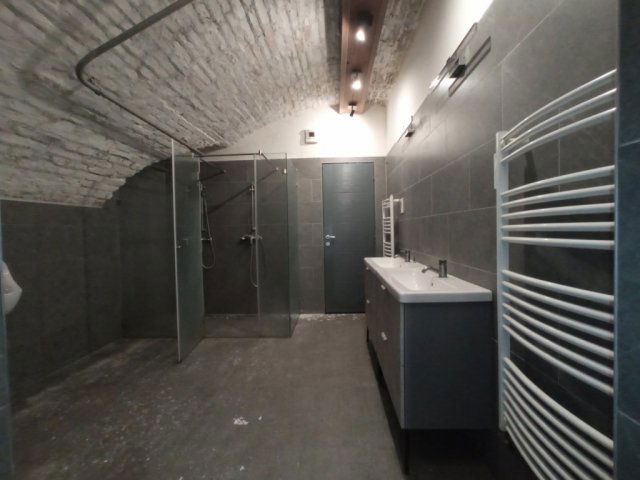 Eladó üzlethelyiség, Budapesten, VIII. kerületben 28 M Ft