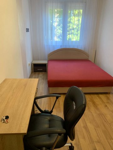 Kiadó panellakás, albérlet, Debrecenben, Görgey utcában