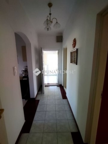 Eladó családi ház, Nagykátán 65 M Ft, 2 szobás