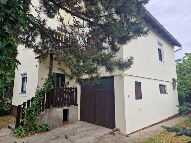 Eladó családi ház, Érden 118 M Ft, 4 szobás