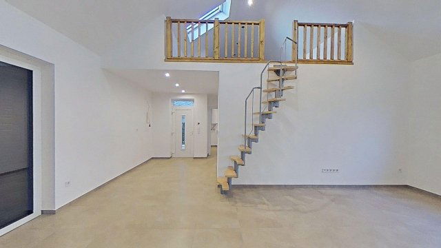 Eladó családi ház, Veszprémben 89 M Ft, 2 szobás