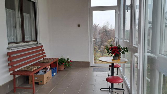 Eladó családi ház, Szolnokon 51.9 M Ft, 2 szobás