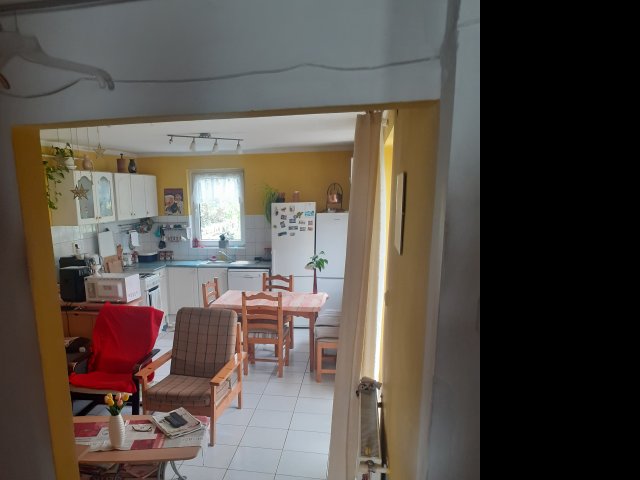 Eladó családi ház, Pécsett, Remény utcában 69.9 M Ft, 4 szobás
