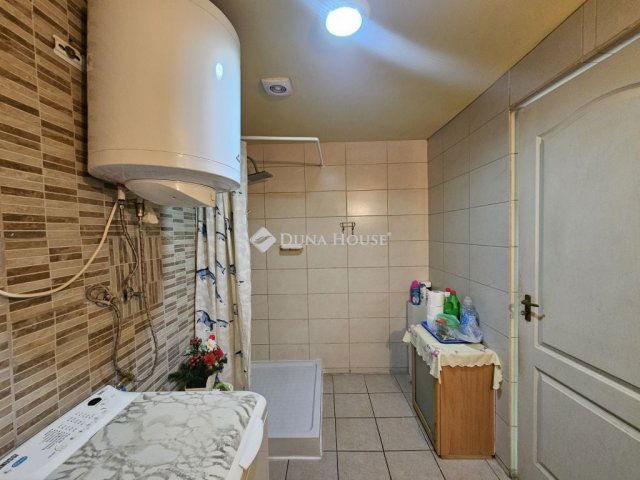 Eladó családi ház, Vokányon 20 M Ft, 2 szobás