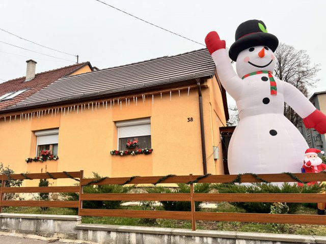 Eladó családi ház, Pécsett, Szondy György utcában 59.9 M Ft