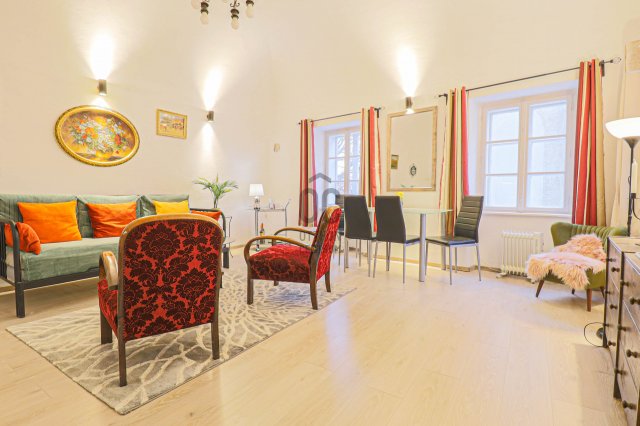 Eladó téglalakás, Sopronban 56 M Ft, 3 szobás