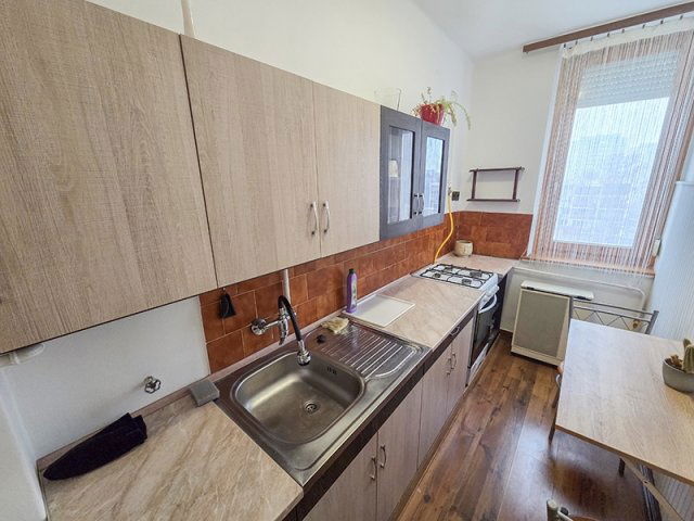 Kiadó téglalakás, albérlet, Debrecenben 180 E Ft / hó, 2 szobás