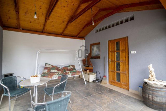 Eladó családi ház, Vecsésen 165 M Ft, 5 szobás