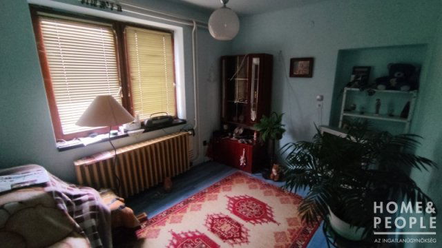 Eladó családi ház, Hódmezővásárhelyen 84 M Ft, 5+2 szobás