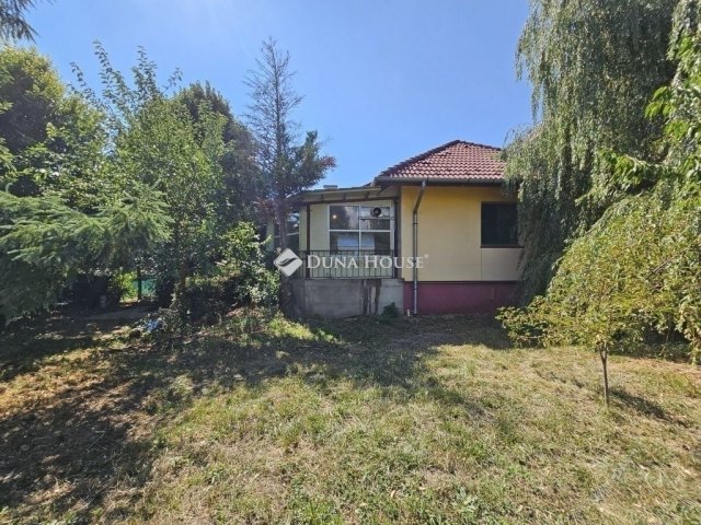 Eladó családi ház, Gödön 110 M Ft, 5 szobás