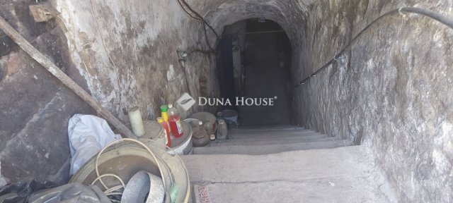 Eladó mezogazdasagi ingatlan, Etyeken 49.9 M Ft