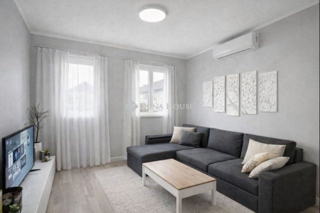 Eladó téglalakás, Budapesten, XXI. kerületben 31.5 M Ft