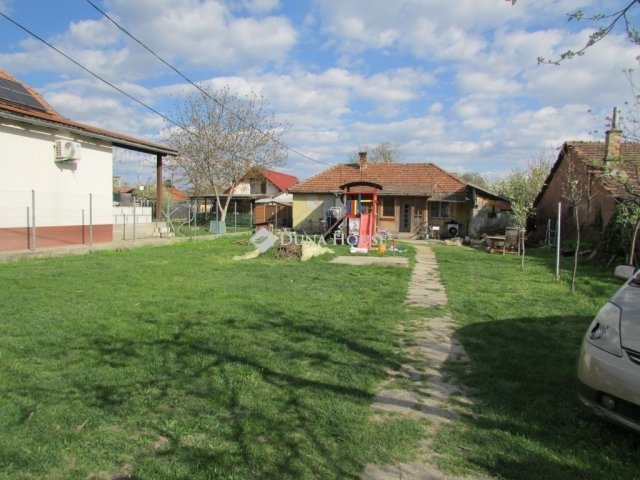 Eladó családi ház, Monorierdőn 35.5 M Ft, 3 szobás